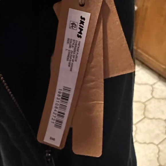 SKIMS vintage fleece oversized zip up hoodie CYPRESS, brand new with tags, Large - Picture 6 of 8